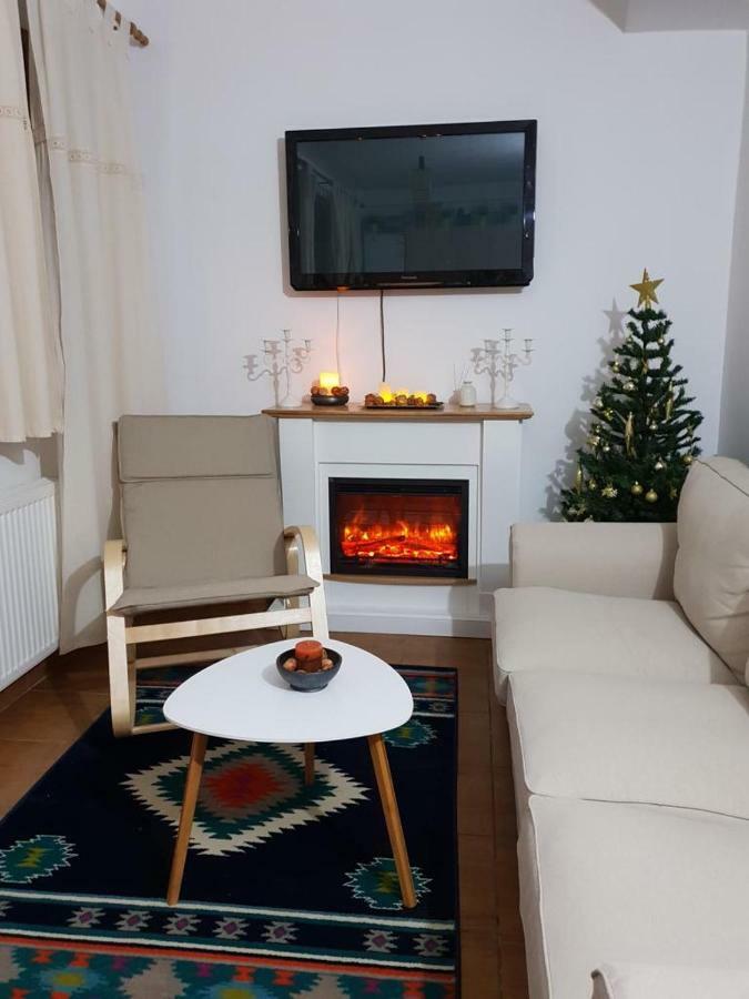 Fairytale Apartment Close To Bradu Ski Slope ポイアナ・ブラショフ エクステリア 写真